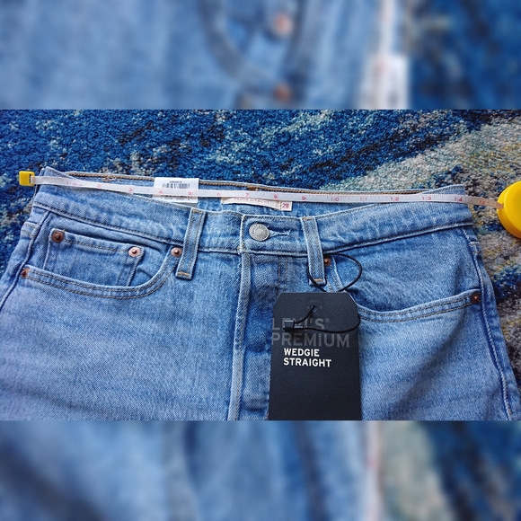 Levis Wedgie Straight Jeans Light Wash Tango Blue - Picture 15 of 16